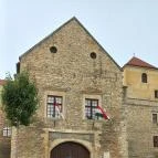 Thury-vár Várpalota - Egyéb