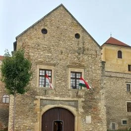 Thury-vár Várpalota - Egyéb