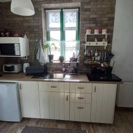 Ladislaus Schnaps-Haus Falusi Vendégház, Csolnok, Csolnok - Egyéb