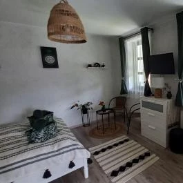 Ladislaus Schnaps-Haus Falusi Vendégház, Csolnok, Csolnok - Egyéb