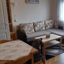 Laura Apartmanház Révfülöp - Szobák