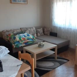 Laura Apartmanház, Révfülöp - Szobák