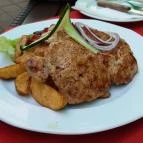 Makkos Vendéglő Fonyód - Étel/ital