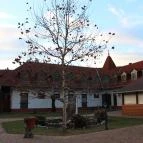 Rácz Tanya Orf? - Külső kép