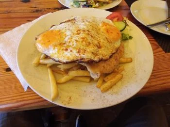 Sasfészek Vendéglő Bük, Bükfürdő