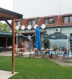 50. legjobb látnivaló: Squash Club