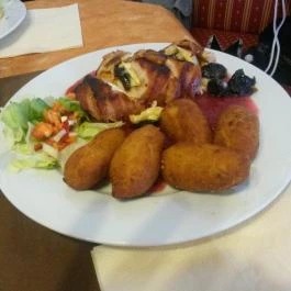 Szent Anna Panzió és Étterem, Berkenye - Étel/ital