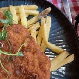 Grácia Étterem & Pizzéria Fertőd - Étel/ital
