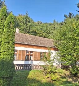 Keresztkút Erdei Pihenőhely 