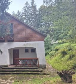 Keresztkút Erdei Pihenőhely 