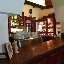 Aranygombos Fogadó étterme, Telkibánya - Belső