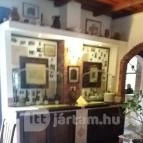 Aranygombos Fogadó étterme Telkibánya - Belső