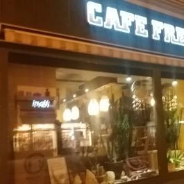 Cafe Frei Miskolc - Külső kép