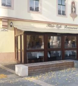 Főtér Cafe Restaurant