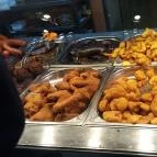 Pados Pipi Hús-Hentesáru, Grill Ételbár Budapest - Étel/ital