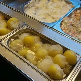 Pados Pipi Hús-Hentesáru, Grill Ételbár, Budapest - Étel/ital