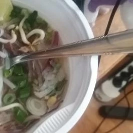 Pho Bosnyák Budapest - Étel/ital