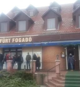 Szőlőfürt Fogadó étterme