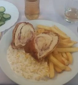 Szőlőfürt Fogadó étterme