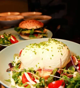Hugo’s Brunch & Bakery 