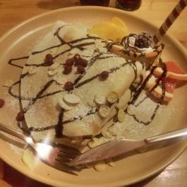 Palacsintavár Eger - Étel/ital