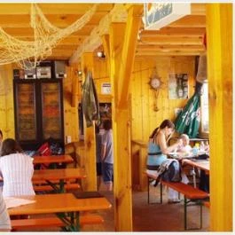 Ételbárka Visegrád - Belső