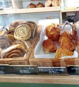 Apakovász Kézműves Pékműhely