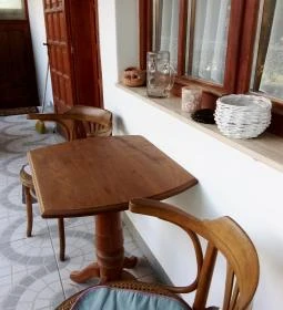 Bakonyi Vadász Háza