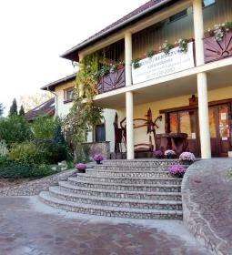 Camelot Club Hotel & Étterem