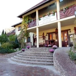 Camelot Club Hotel & Étterem, Vác - Egyéb