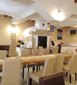 Éden Lounge Étterem