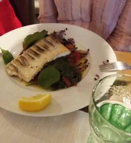 Éden Lounge Étterem