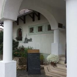 Hasik Hotel, Döbrönte - Külső kép