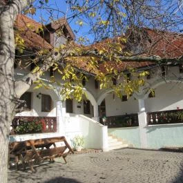 Hasik Hotel, Döbrönte - Külső kép