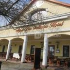 Hotel Aqua-Lux Étterme Cserkeszőlő - Külső kép