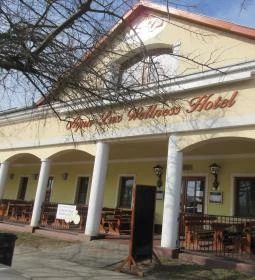 Hotel Aqua-Lux Étterme