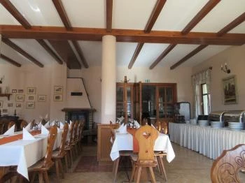 Hotel Aqua-Lux Étterme Cserkeszőlő