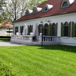 Hercegasszony Birtok, Mezőtúr - Medence/kert