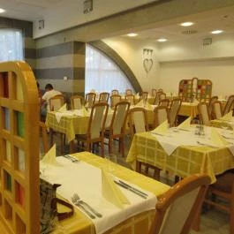 Hotel Panoráma Balatongyörök, Balatongyörök - Vendéglátás