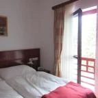 Hotel Szarvaskút Zirc - Szobák