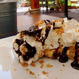 Komédiás Étterem Győr - Egyéb