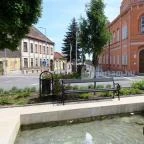 Hotel Agora Étterem Siklós - Külső kép