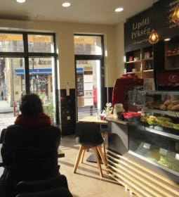 Lipóti Pékség & Kávézó