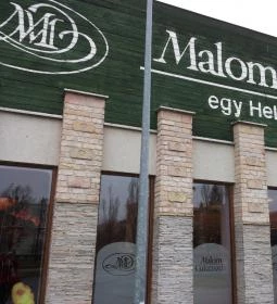 Malomudvar Étterem, Cukrászda , Panzió & Rendezvényház