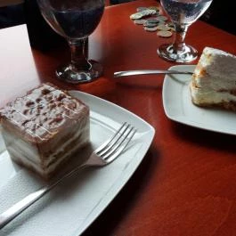 Malomudvar Étterem, Cukrászda , Panzió & Rendezvényház, Gyöngyös - Étel/ital