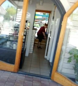A mi kis boltunk - Veronika Házi Süti