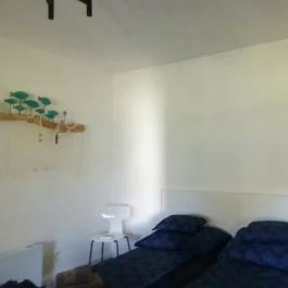 Nálunk, vidéken, Ásványráró - Szobák