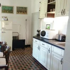 Nálunk, vidéken, Ásványráró - Belső