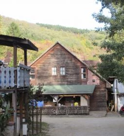 Nomád Hotel & Glamping