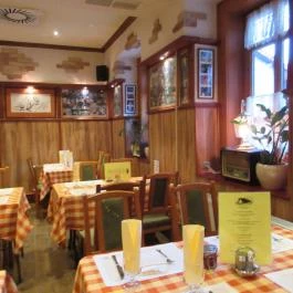 Nosztalgia Étterem , Kistarcsa - Belső